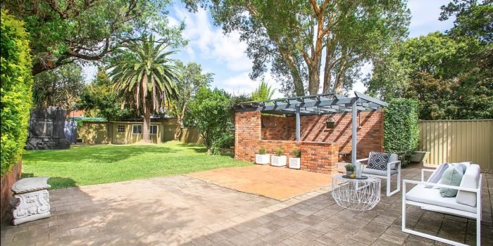 family home on 880sqm pagewood